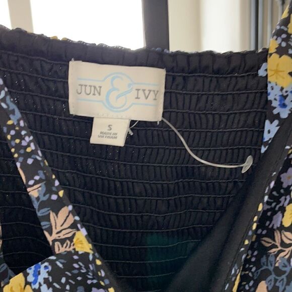 NWT francescas Jun & Ivy Scorpio Ditsy Floral Boho - Picture 5 of 6